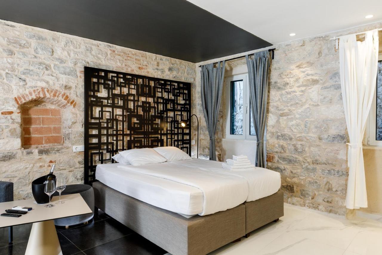 Palace Luxury Room สปลิท ภายนอก รูปภาพ